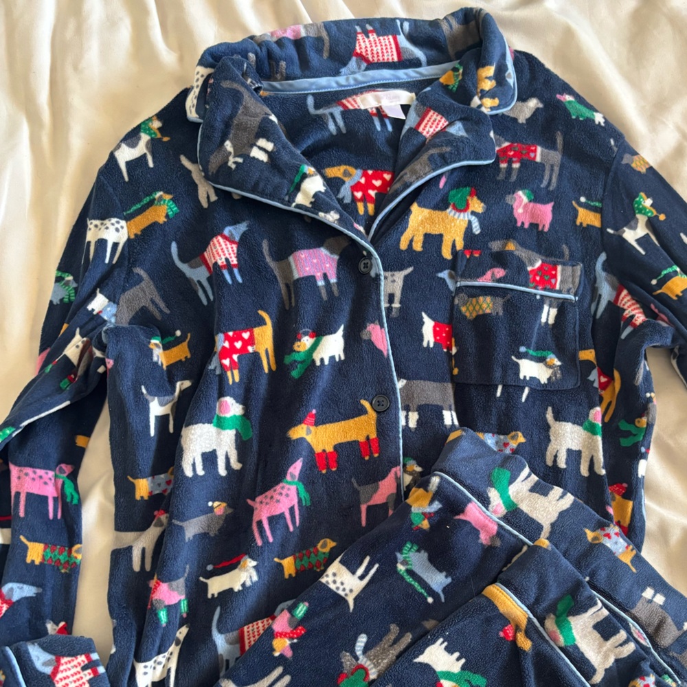 Secret Treasures Navy Fleece Pajama Top with Holiday Dog Prints